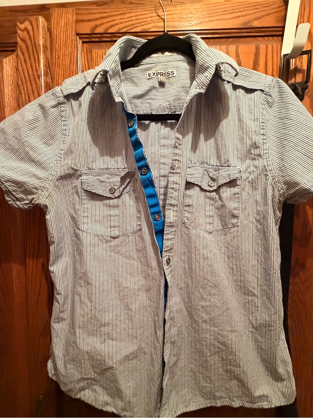 Express Men’s Short Sleeve Pinstripe Button-Front Shirt - Light Blue & White
